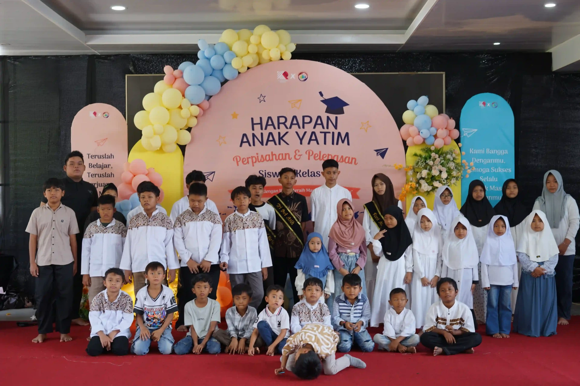 Foto Bersama Anak-anak Filantropi